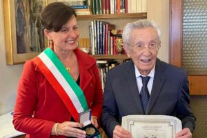 Ugo Mele