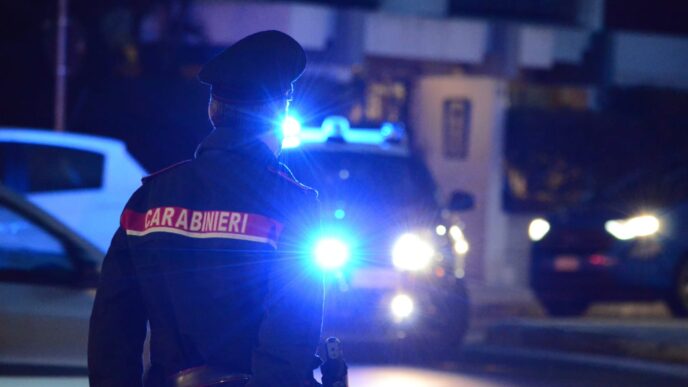 Controllore picchiato in piazza Matteotti