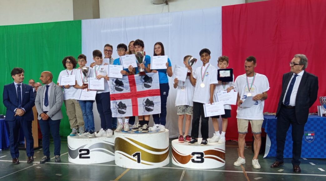 Studenti sardi campioni di dama