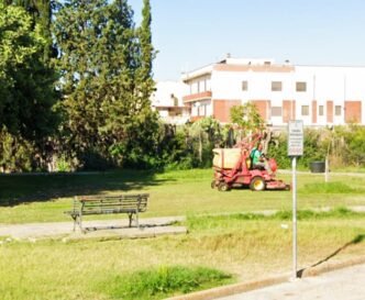 Panchine rubate a Sestu
