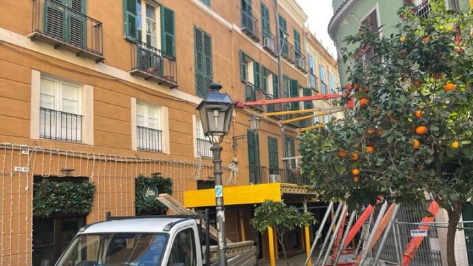 Crolli in via Dettori