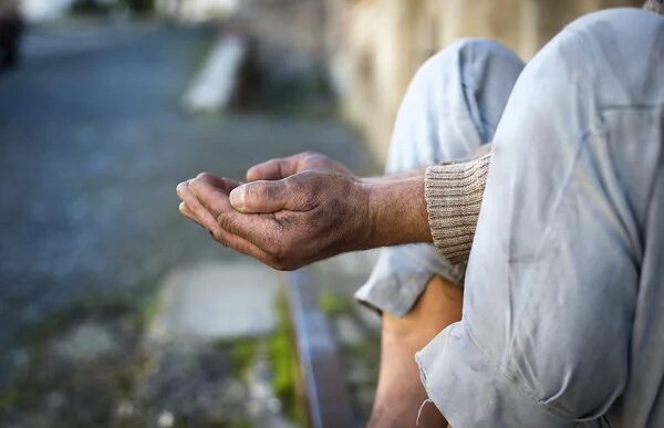 Povertà