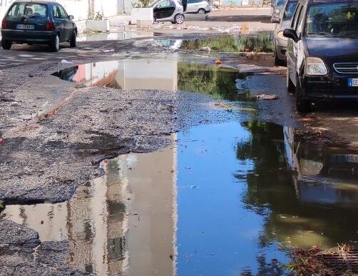 Liquami in strada sant'Elia