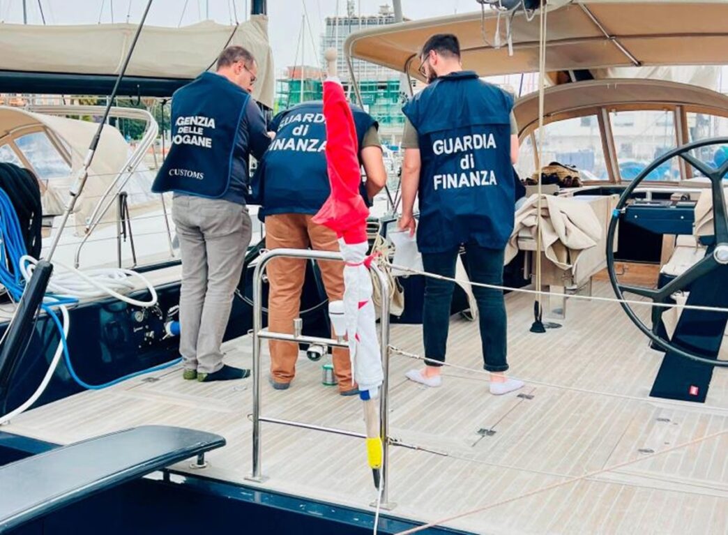 Sequestro dello yacht