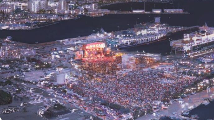 Il palco per i grandi concerti rock al porto di Cagliari