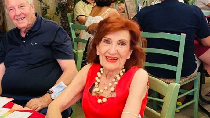Marcella Hellies