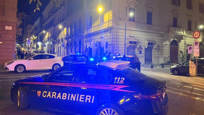 Carabinieri piazza del Carmine