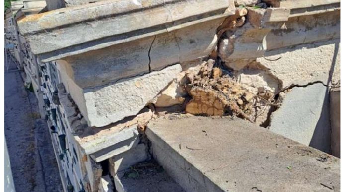 Crolla cimitero di Bonaria
